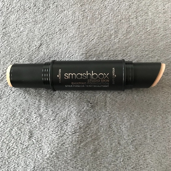 Smashbox Studio Skin Shaping Foundation - Picture 2 of 3
